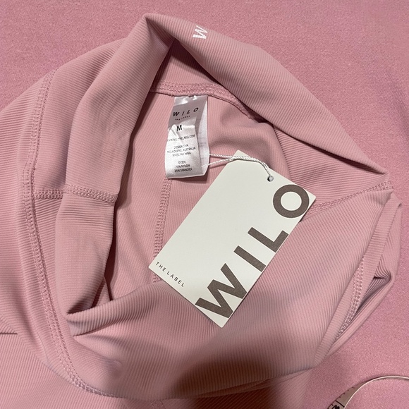 NWT Wilo the Label Set Pink Crew Sweatshirt & Blush Biker Shorts Size Medium - Picture 9 of 9